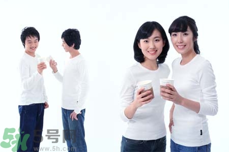 喝水能預(yù)防心血管疾病嗎？什么時(shí)候喝水對身體最好？