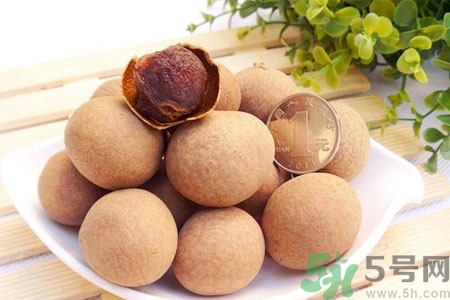 干桂圓一天可以吃幾個(gè)？干桂圓怎么吃最有營(yíng)養(yǎng)？