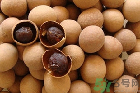 干桂圓怎么吃不上火？吃干桂圓有什么好處？