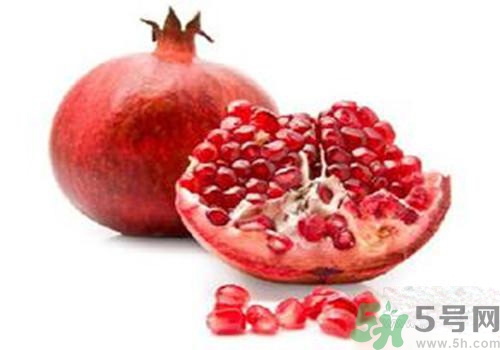 吃石榴手變黑是怎么回事？吃石榴手變黑怎么洗掉？