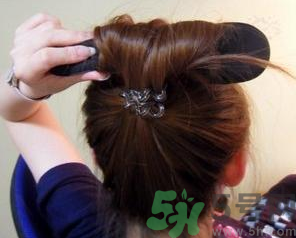 丸子頭怎么扎固定？丸子頭怎么扎不會(huì)掉