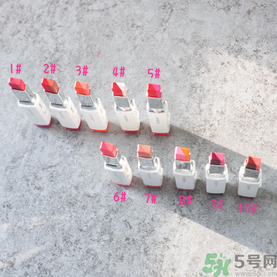 蘭芝雙色口紅哪個(gè)顏色好看？蘭芝雙色口紅怎么涂？