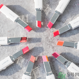 蘭芝雙色口紅哪個(gè)顏色好看？蘭芝雙色口紅怎么涂？