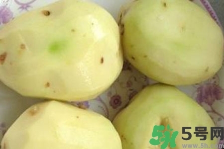 土豆發(fā)綠還能吃嗎？土豆發(fā)綠皮削皮后能吃嗎？