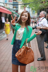 秋天穿什么裙子？秋天穿什么好看？