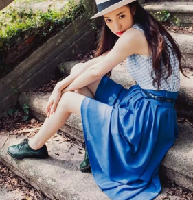 秋季穿裙子怎么搭配？秋季裙子怎么穿好看？