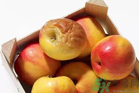 水果發(fā)霉了可以吃嗎？發(fā)霉的水果對(duì)人體有什么危害？