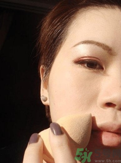 葫蘆海綿粉撲怎么用？葫蘆粉撲使用方法