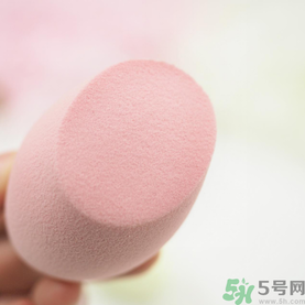 葫蘆海綿粉撲怎么用？葫蘆粉撲使用方法