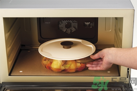 微波爐食品安全嗎？微波爐正確使用的方法是什么？