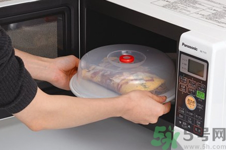 微波爐食品安全嗎？微波爐正確使用的方法是什么？