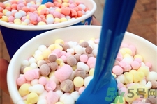 吃冰可以治療感冒嗎？喉嚨痛可以吃冰淇淋嗎？