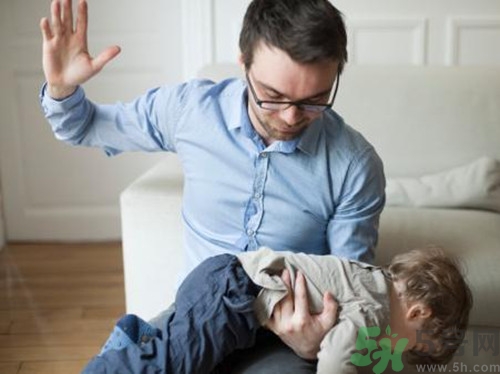 打罵孩子是犯罪行為嗎？打罵孩子對孩子的影響