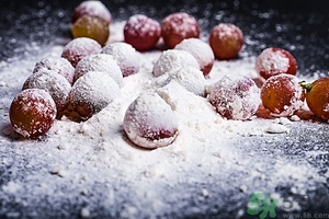 葡萄籽怎么吃效果最好？無籽葡萄對身體有害嗎？