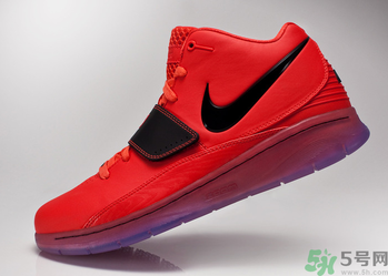 耐克鞋子尺碼偏大嗎？耐克的鞋碼偏大還是偏小？