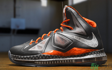 耐克鞋子怎么看型號？耐克鞋子型號怎么看？