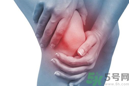 來月經前膝蓋疼怎么回事？月經膝蓋疼怎么辦？