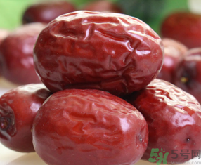 灰棗和紅棗哪種營養(yǎng)高？灰棗和紅棗的區(qū)別