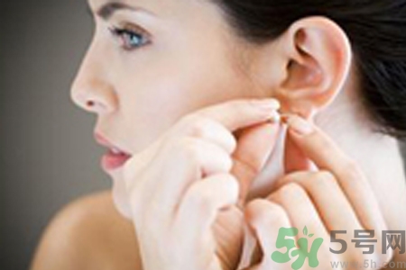 過敏體質(zhì)能打耳洞嗎？疤痕體質(zhì)可以穿耳洞嗎？