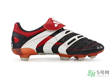 阿迪達(dá)斯怎么辨別真假？阿迪達(dá)斯怎么看真假？