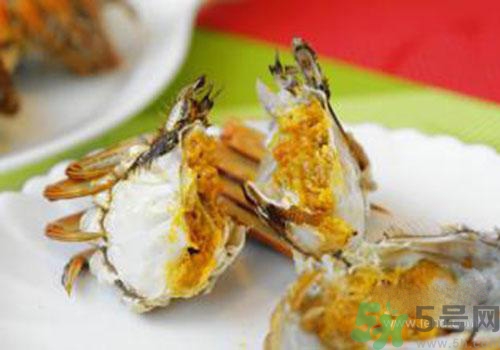 大閘蟹蒸多長時間？沒熟的大閘蟹可以吃嗎？