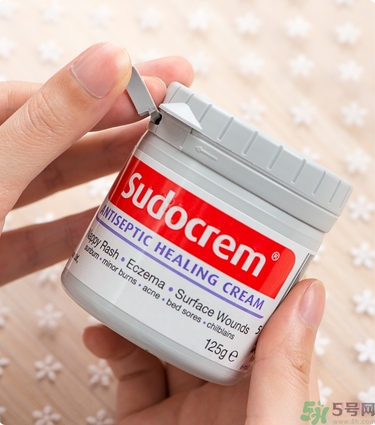Sudocrem屁屁霜怎么用？sudocrem屁屁霜初生寶寶能用嗎？