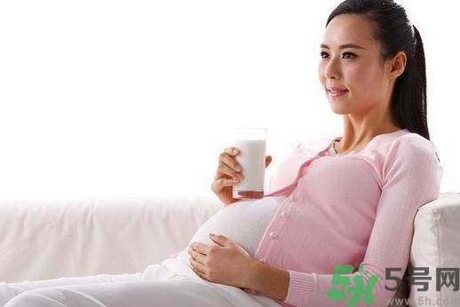 胎兒智商由誰決定？胎兒智商與什么有關(guān)