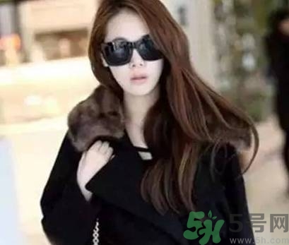 皮膚不白的人染什么顏色的頭發(fā)？頭發(fā)顏色怎么選擇？