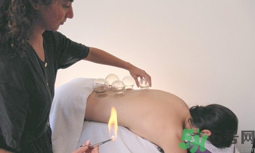 在家拔罐需要注意什么？在家拔罐幾天拔一次？