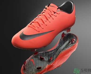 耐克鞋子可以水洗嗎？耐克運(yùn)動(dòng)鞋可以水洗嗎？