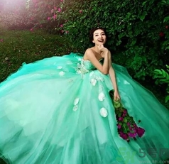 結(jié)婚可以穿綠色衣服嗎？結(jié)婚為什么穿綠鞋子？