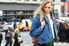 10月可以穿牛仔外套嗎？牛仔外套怎么穿最好看？