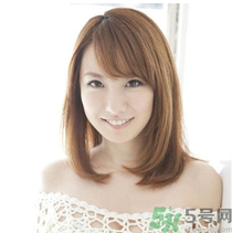 皮膚不白的人染什么顏色的頭發(fā)？頭發(fā)顏色怎么選擇？