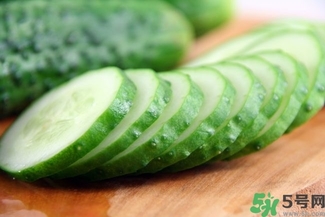 皮膚不白是什么原因？皮膚不白怎么辦