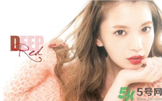 口紅怎么選適合自己的？口紅怎么涂好看？