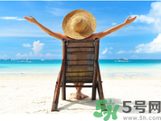 夏天曬黑了多久恢復(fù)？夏天曬黑了怎么白回來(lái)？