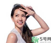 夏天曬黑了多久恢復(fù)？夏天曬黑了怎么白回來(lái)？