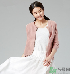 針織開衫怎么搭配？針織開衫怎么搭配好看？