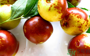 鮮棗和葡萄能一起吃嗎？鮮棗和葡萄一起吃會(huì)怎么樣？