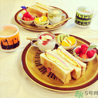 上班族早餐適合吃什么?上班族早餐怎么快捷？