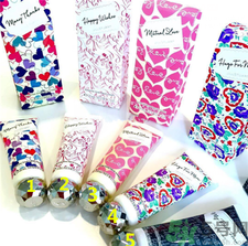 jill stuart幸福臻言護(hù)手霜哪個味道好聞?