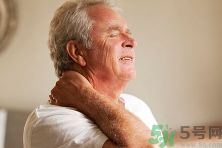 老人脖子酸痛怎么回事？老人脖子酸痛怎么辦？