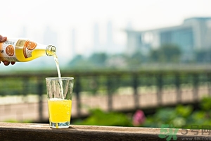 蘇打水可以喝嗎？小蘇打能吃嗎？