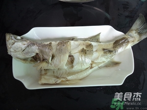 鱸魚蒸多長時(shí)間？鱸魚怎么蒸？