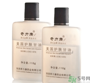 甘油可以直接擦臉嗎？甘油可以涂在臉上嗎？