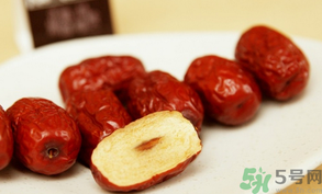 紅棗放久了還能吃嗎？紅棗放久了還可以吃嗎？