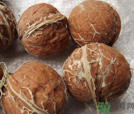 核桃長毛了還能吃嗎？核桃長毛了怎么辦？