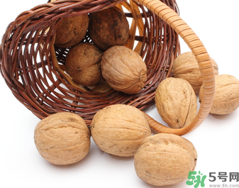 核桃一天吃幾個(gè)合適？核桃一天吃幾個(gè)最好？