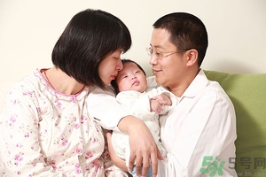 寶寶喉嚨有痰怎么辦?寶寶有痰咳不出來怎么辦? 寶寶喉嚨有痰怎么辦?寶寶有痰咳不出來怎么辦?