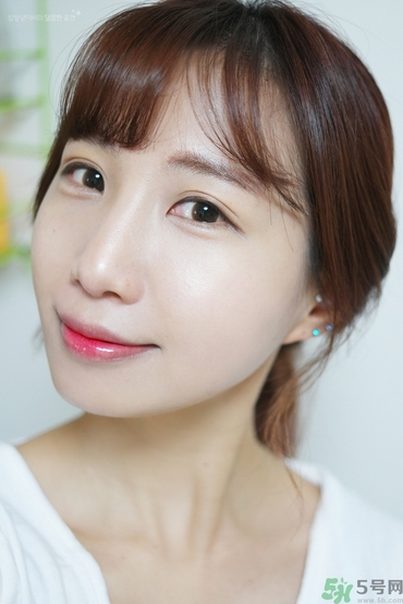 芭妮蘭素顏霜多少錢(qián)？芭妮蘭夢(mèng)幻婚禮素顏霜專(zhuān)柜價(jià)格